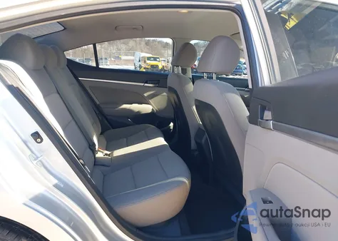 2019 Hyundai Elantra Sel z USA, uszkodzony, nr VIN KMHD84LF8KU741991